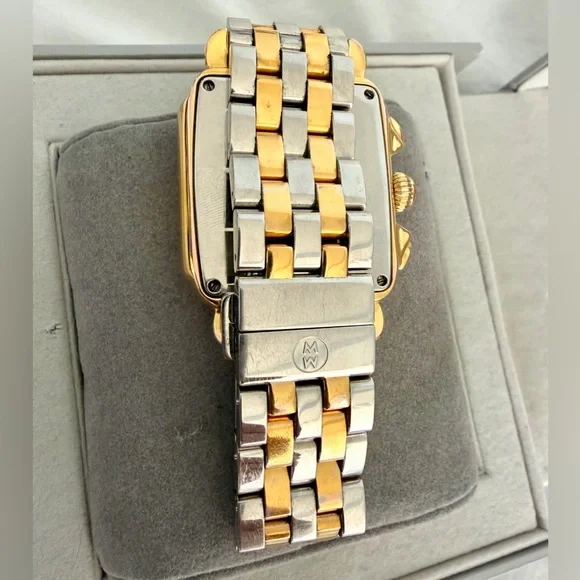 đź‘‘âś…PRICE FIRMâś… Beautiful MICHELE Signature Mid Deco 29mm Bracelet Watch - Picture 6 of 17
